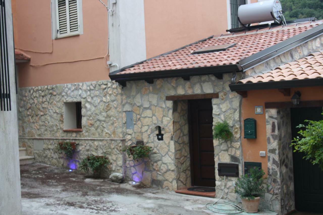 La Casetta Di Elena Lamezia Terme Exterior photo