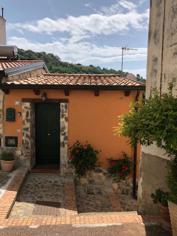 La Casetta Di Elena Lamezia Terme Exterior photo